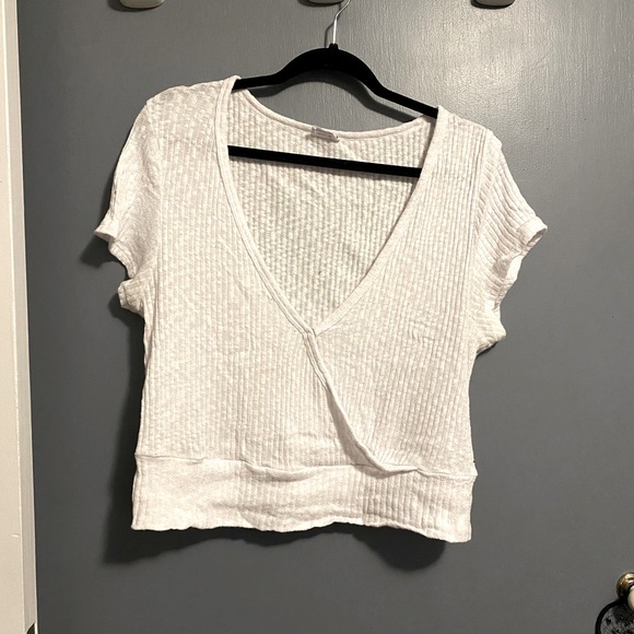 Cotton On Tops - White top sized 20/22 from Cotton On (curve range).